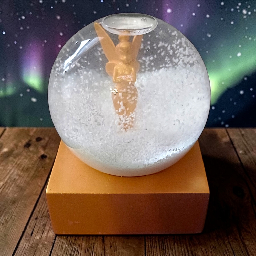 Disney Tinker Bell Snowglobe Tink 2021 Christmas Xmas‎ Holiday Peter Pan Golden